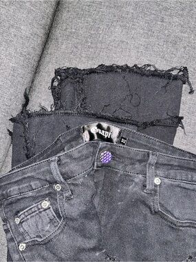 Men’s Black Skinny Jeans - Distressed Hem, Size 32